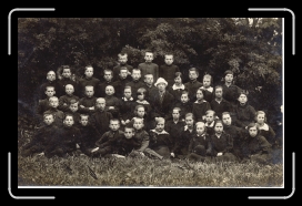 21  VI  1922 * 1608 x 1038 * (1.77MB)